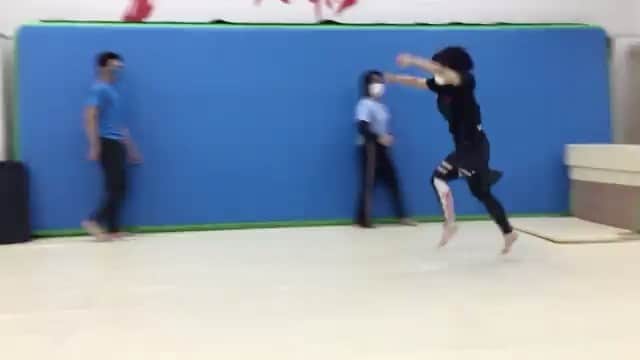 中島翔子のインスタグラム：「連続の転回にびびりちらかす。」