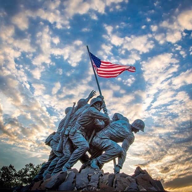 パトリック・デンプシーさんのインスタグラム写真 - (パトリック・デンプシーInstagram)「Happy Veterans Day to the men and women in our armed forces who have sacrificed their lives for our freedom.  Thank you.  #veteransday #veterans」11月11日 23時54分 - patrickdempsey