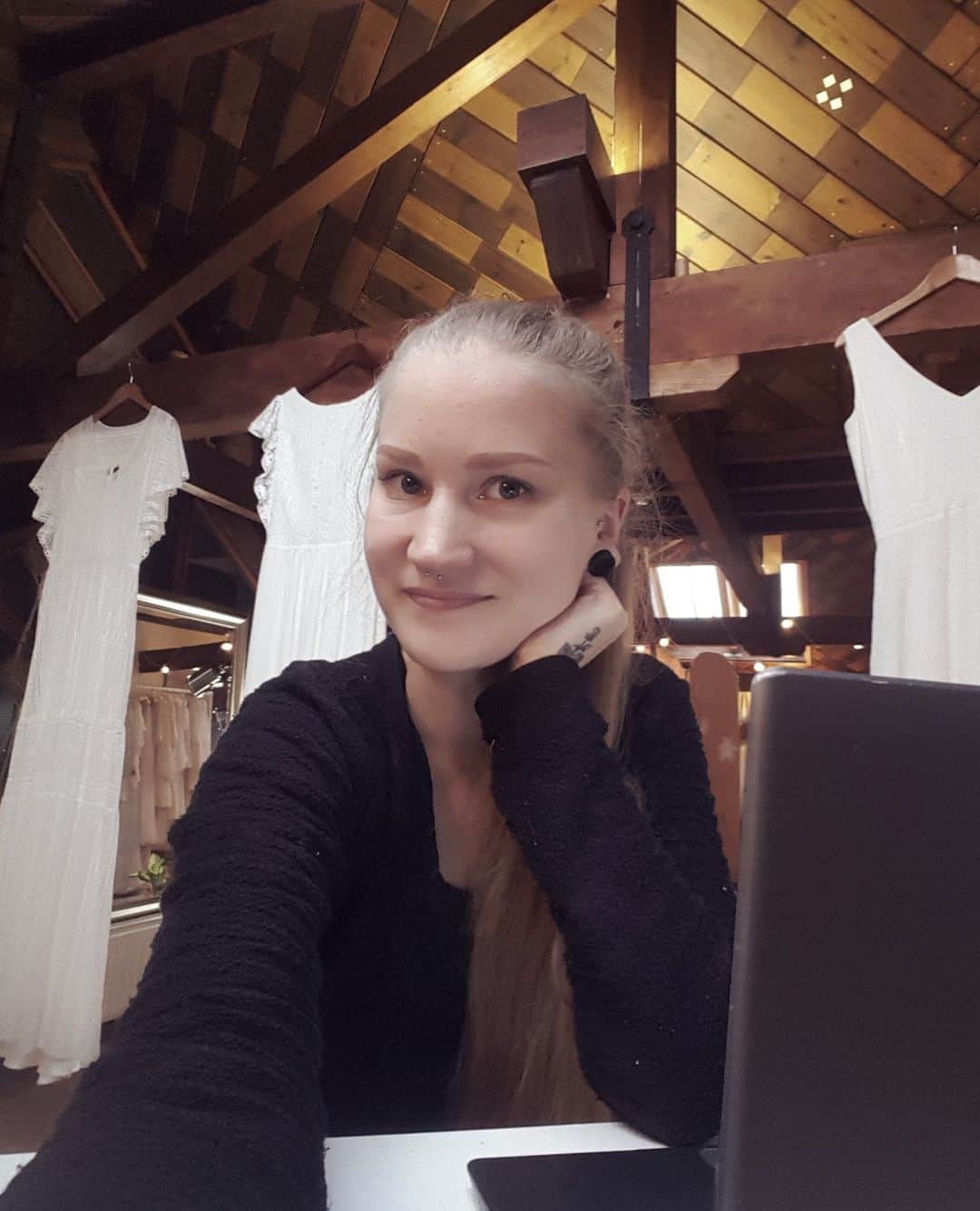 ミナのインスタグラム：「Hiya! I'm Miina, the director of Indiebride London. I also make all the Indiebride dresses here at our London studio. I just had a really nice Zoom call with a lovely bride and thought maybe other brides would like to jump on a call as well to ask any questions that they might have and to see me going through the dress styles they like the most before booking an appointment to come and try the dresses on. If you'd like to have an initial chat before booking an appointment, drop me an email at info@indiebridelondon.co.uk. ☺️ xx⁠ ⁠ ⁠」