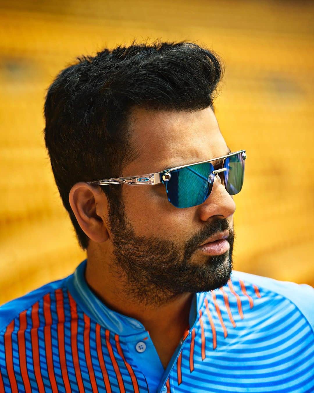 OAKLEYのインスタグラム：「Captain. Leader. Legend... and now 6 x IPL Champion. 🔥 @rohitsharma45 #ForTheLoveOfSport #ipl2020」