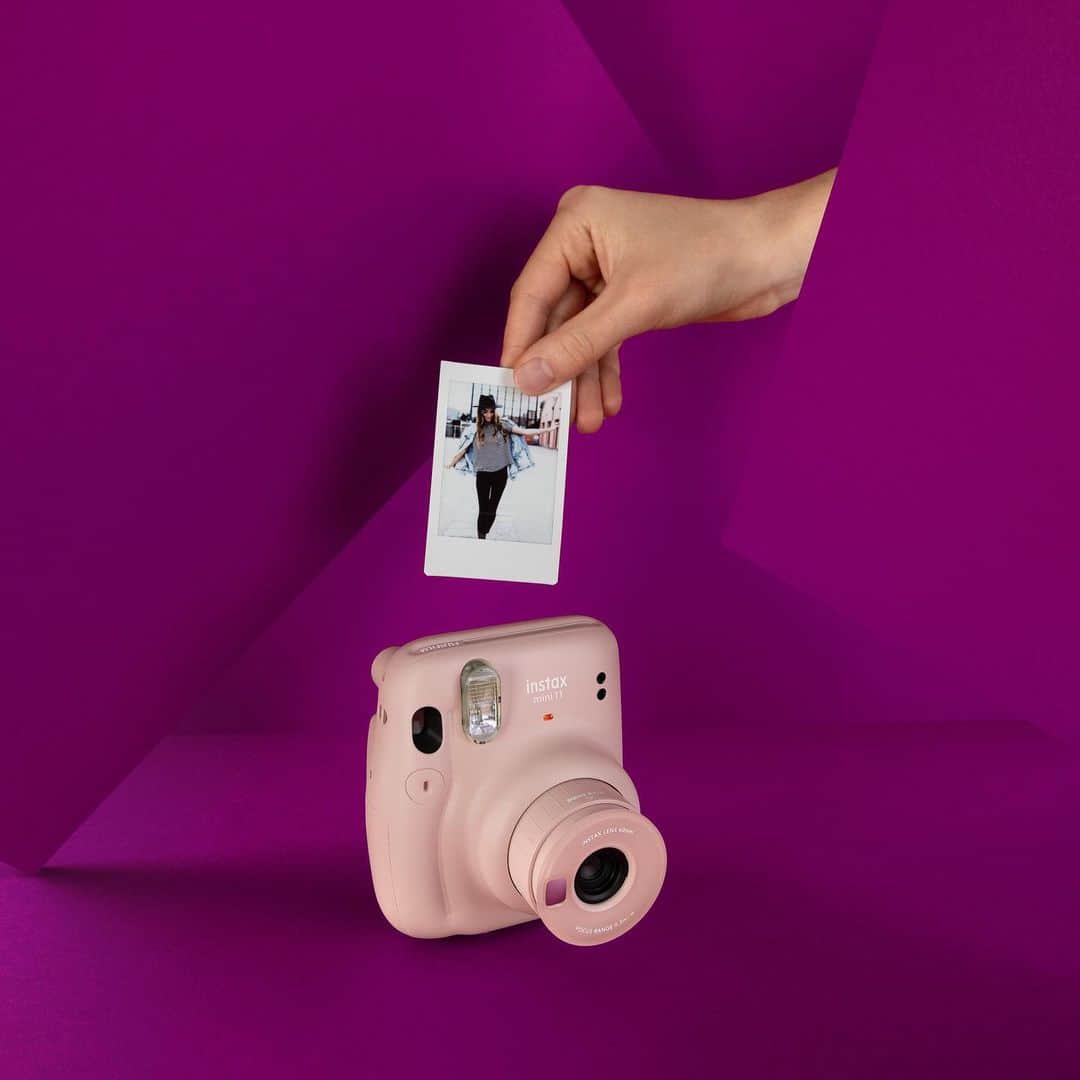 Fujifilm Instax North Americaさんのインスタグラム写真 - (Fujifilm Instax North AmericaInstagram)「So many colours, so little time. 🌈💘 Which #Mini11 is your mood today? 👇🎨⁠⠀ .⁠⠀ .⁠⠀ .⁠⠀ #dontjusttakegive⁠⠀ #instax⁠⠀ #colours⁠⠀ #minifilm」11月12日 2時01分 - fujifilm_instax_northamerica