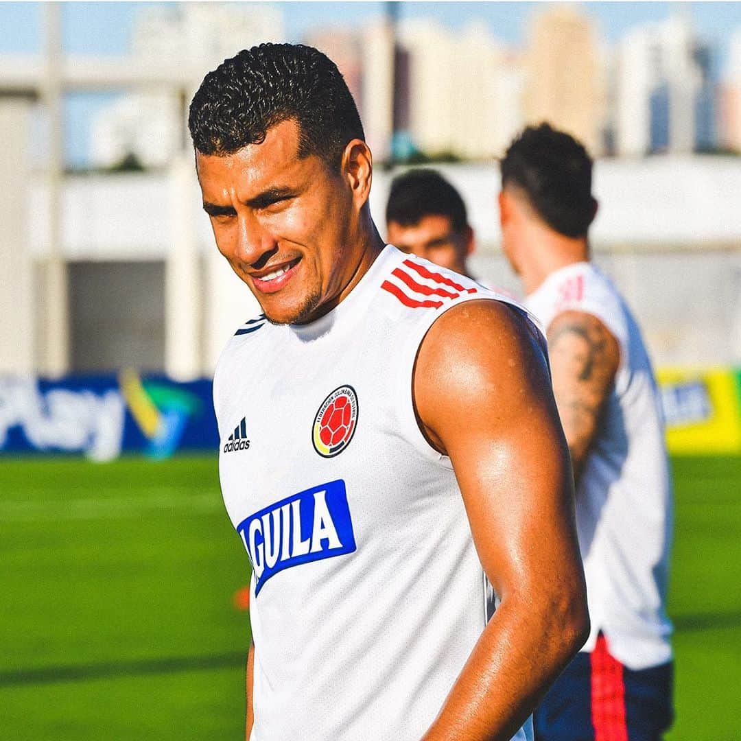 サッカー コロンビア代表チームのインスタグラム：「#SpamDePanitas 😎  📸 💪  @jeisonmurillo01   #VamosColombia 🇨🇴」