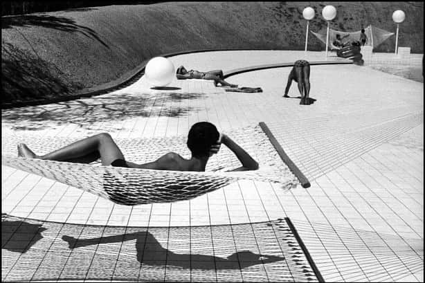 イーチ x アザーのインスタグラム：「Martine Franck, Le Busc, été 1976.」
