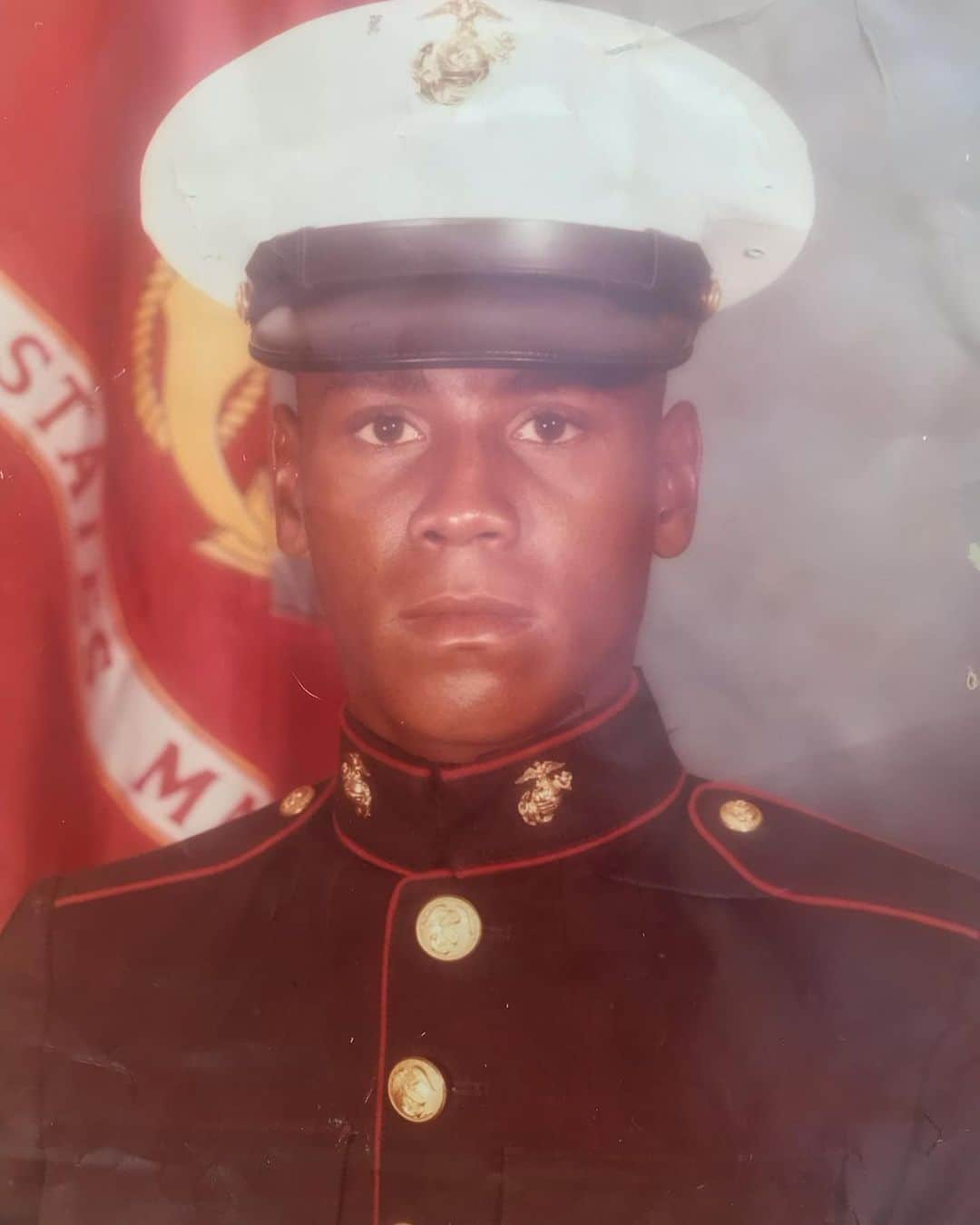 ディー・ゴードンのインスタグラム：「MR. AUDIE M. JORDAN 🇺🇸 USMC...Salute “Poppa Joe” thank you for your service.」