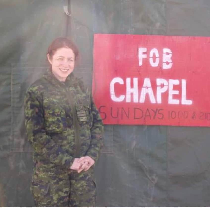 カテリーナ・スコーソンのインスタグラム：「We thank you and we remember. #remember #rememberanceday #veteransday #proudsister #dualcitizen 🇨🇦 🇺🇸」
