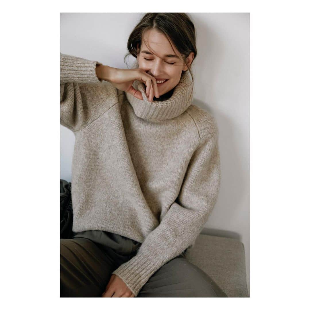 ケイト・ハリソンのインスタグラム：「New 🙃 @katemoorephoto @michaelgoyette @kristenpulice @ashleychako」
