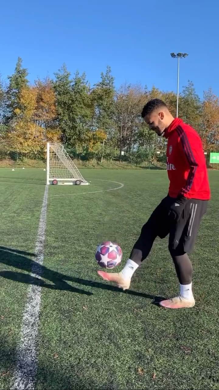 F2Freestylersのインスタグラム：「@sergioramos this ones for you bro! 🤙🏽」