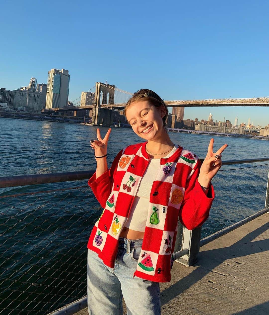G・ハネリウスさんのインスタグラム写真 - (G・ハネリウスInstagram)「lots to smile about these days 🌞」11月12日 4時05分 - ghannelius