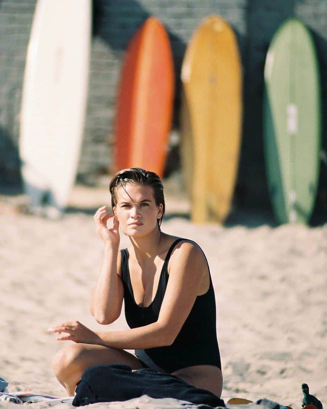 ストーミ・ヘンレイのインスタグラム：「Summer or winter? . . . . . . . . . . . . . . . . . . . . . . 📷: 35mm by @reidharper16」