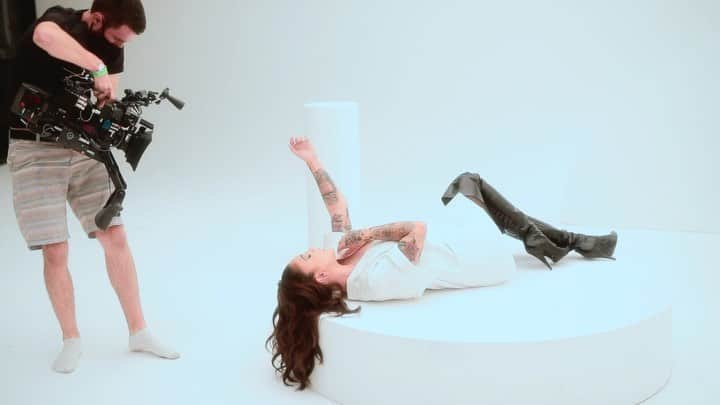 Julia Michaelsのインスタグラム：「Released a little BTS video of Lie Like This today. Love you guys so much!!!!! ❤️ Head to my YouTube to see it in full. #lielikethis #bts」
