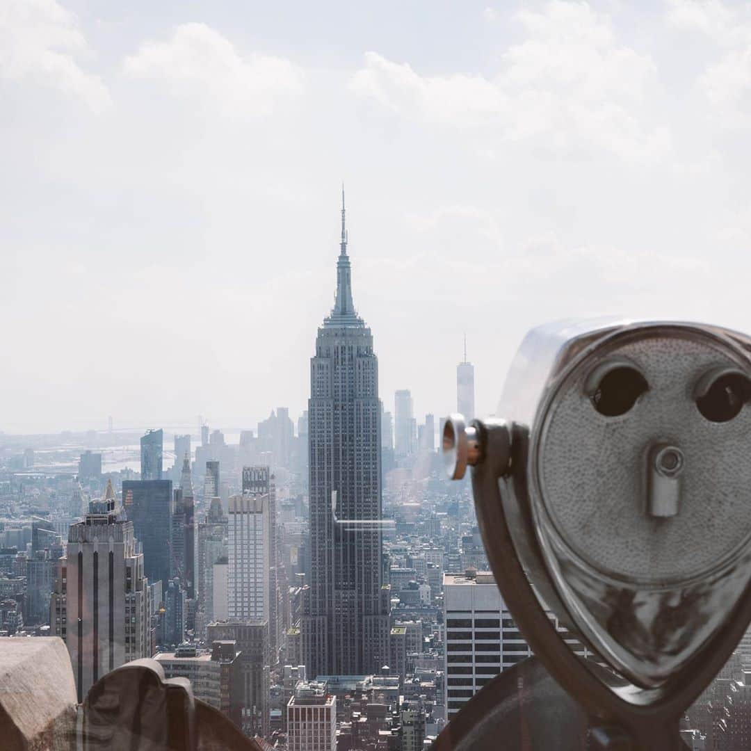 The Peninsula New Yorkさんのインスタグラム写真 - (The Peninsula New YorkInstagram)「The view never gets old . . . . . . #newyorkcity #nyc #newyork #empirestatebuilding #manhattan #architecture #buildings」11月12日 5時08分 - thepeninsulanyc