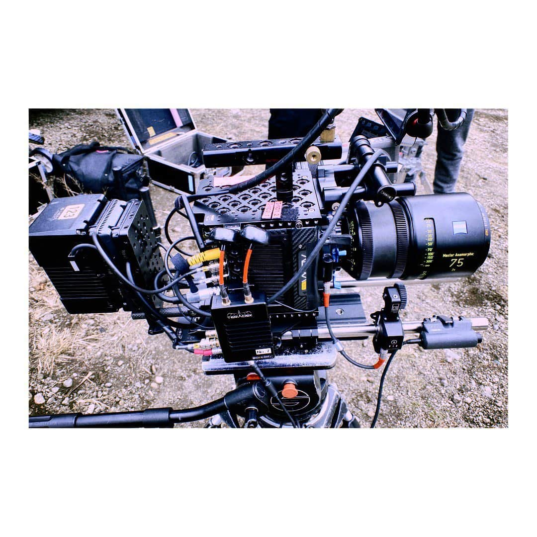 島田大介のインスタグラム：「マスターはなんだか綺麗すぎ。  #alexamini  #zeissmasteranamorphic  #島田機材」