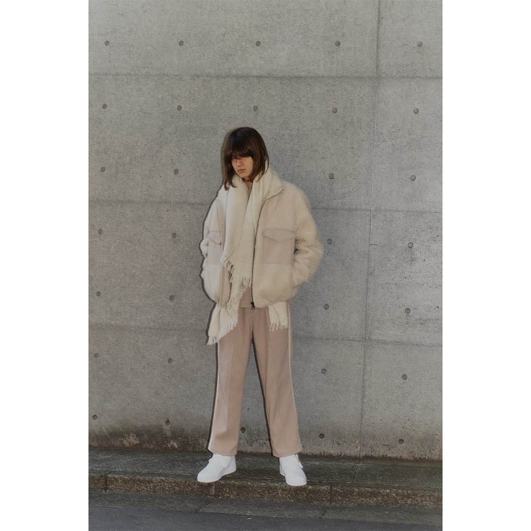 KUROのインスタグラム：「KURO 20aw collection #denim #boa #pfw #architecture」