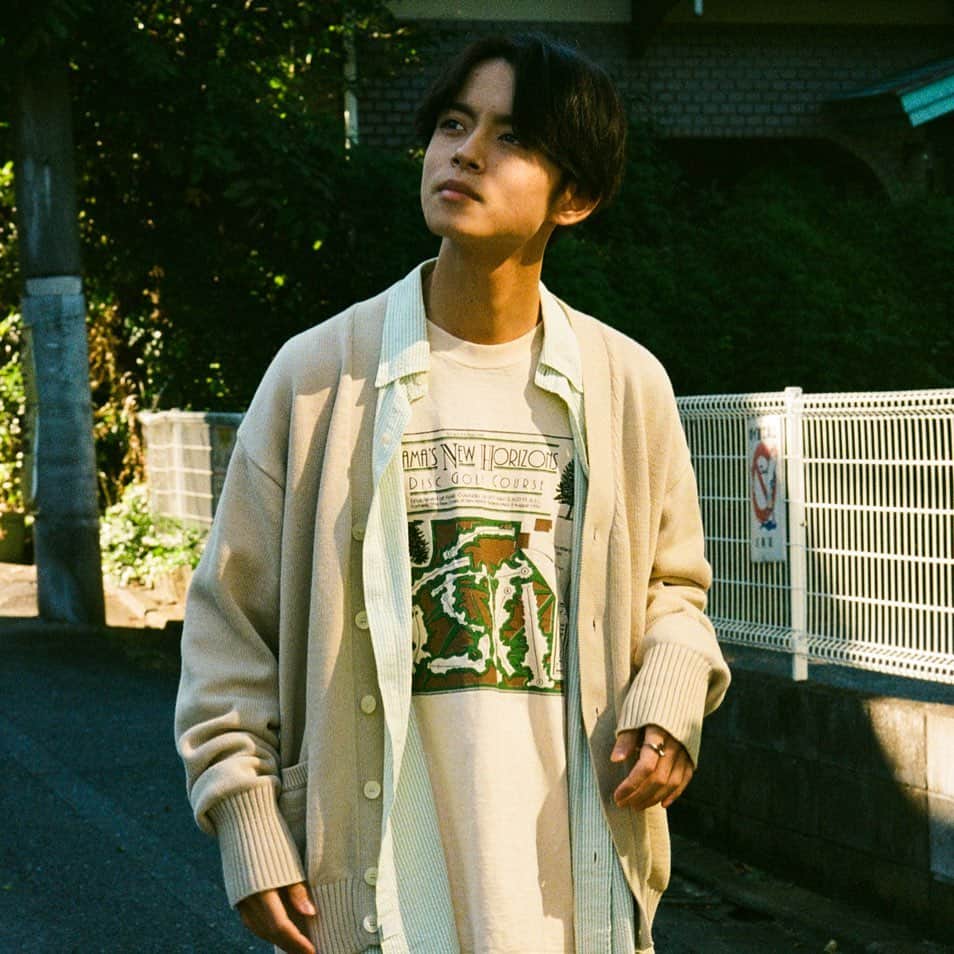 栗原航大のインスタグラム：「散歩🚶‍♂️  @neeya_hayato   #mens #mensfashion #mensstyle #fashion #style #styling #photo #photography」