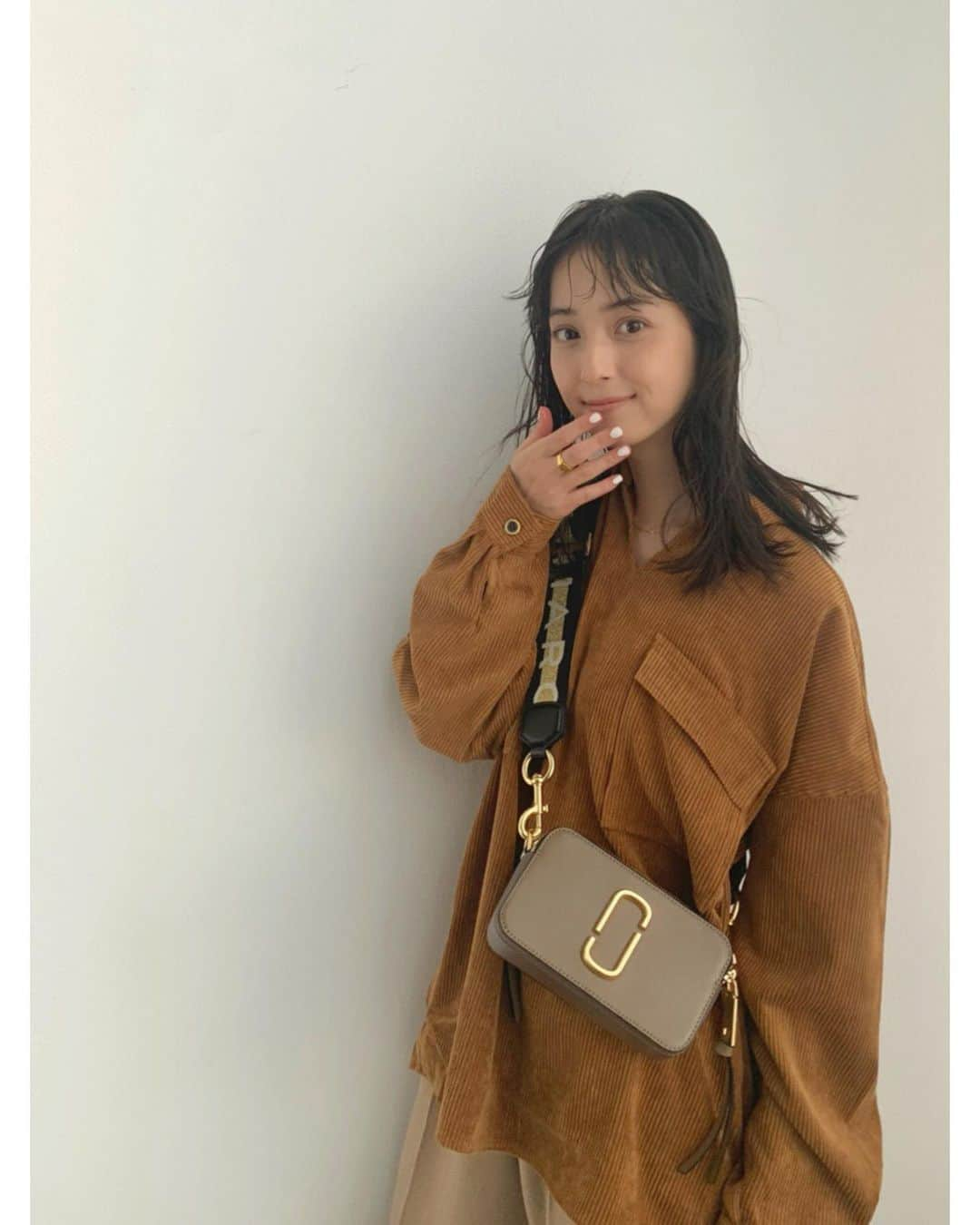 佐々木希さんのインスタグラム写真 - (佐々木希Instagram)「#のぞみの私服 bag#MARCJACOBS tops#iNtimite」11月12日 16時38分 - nozomisasaki_official