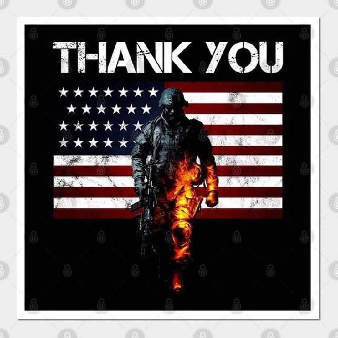 レイ・ミステリオ・ジュニアさんのインスタグラム写真 - (レイ・ミステリオ・ジュニアInstagram)「Happy Veterans Day!!  Thank you & much respect too all the brave men & woman who served  in the military to protect our country!  🙏🏼💙🇺🇸」11月12日 16時57分 - 619iamlucha
