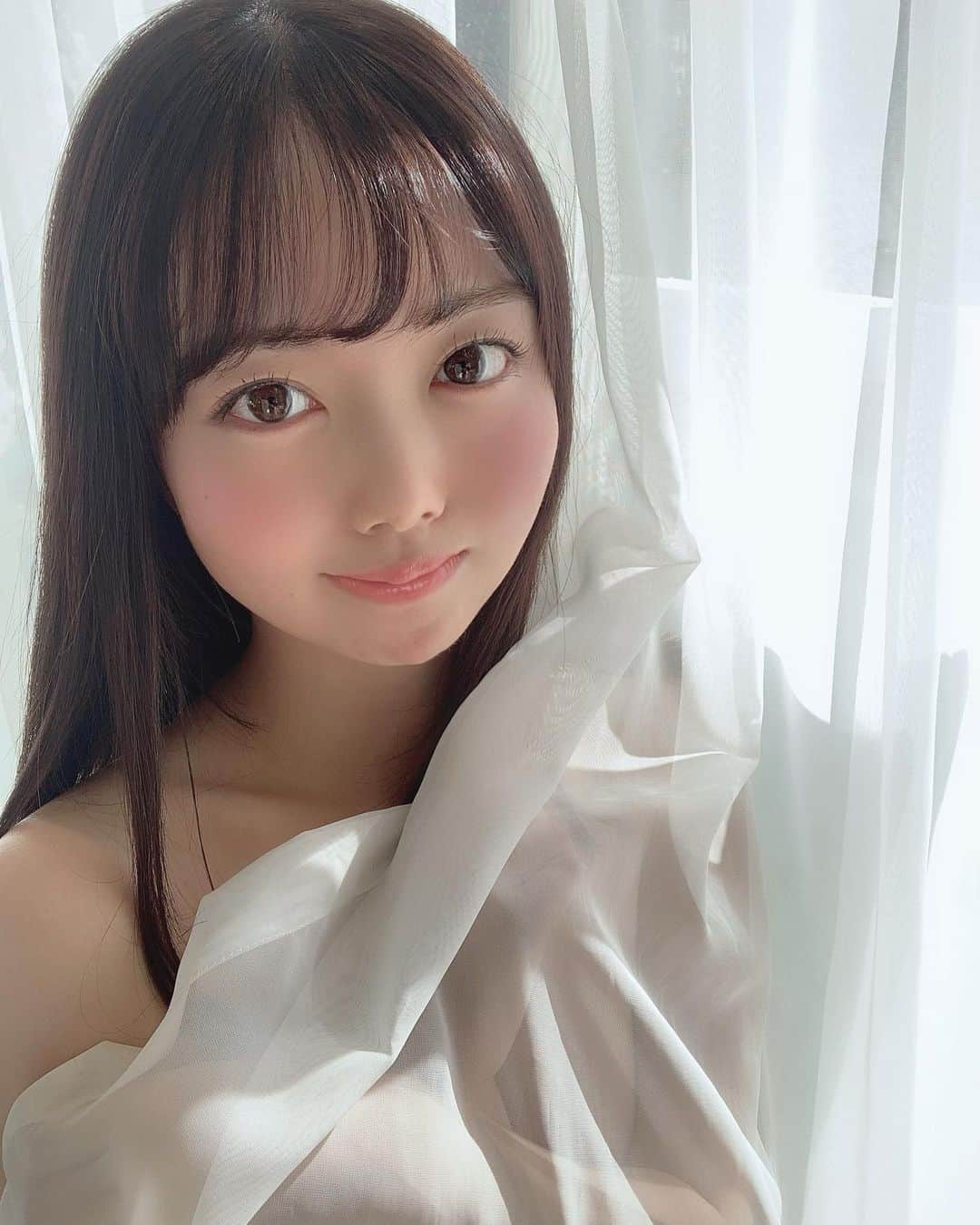 のインスタグラム：「🕊☁️🥚🍦🤍」