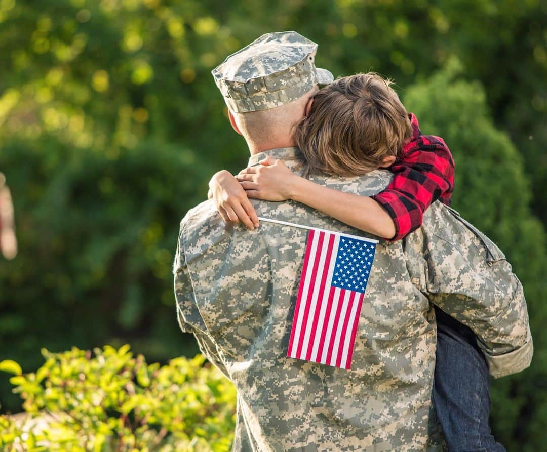 ウィリアム・レビーのインスタグラム：「I will never forget how it felt to have my God given freedom taken from me by a  communist regime, and I will never stop being grateful to the country that gave it back to me. This freedom is sacred and it wouldn’t exist without our veterans. Thank you from the bottom of my heart to all the brave men and women who protect our country. When I see the American flag, I will always  remember your honor and sacrifice. #love #freedom #respect #veterans」