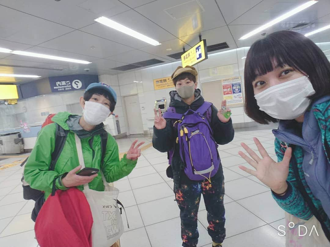 桜花さんのインスタグラム写真 - (桜花Instagram)「屋久島にいってきマウンテン🗻🌷！  屋久島は、 いつか仕事で行くのが夢でしたが いつか、は叶えられる時に自分で叶えに行くことにしました✨🍀  ふるやちゃんと、ステテコさんと 屋久島🌷楽しんで参ります🍀  #屋久島  #夢  #山  #大自然 #山歩き  #yakushima  #島」11月12日 10時35分 - mountainohka