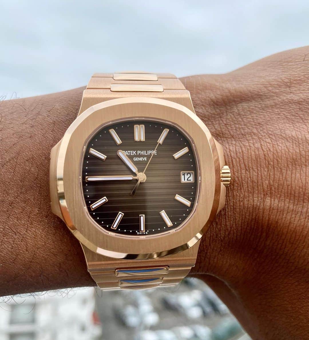 カルフィン・ヨン・ア・ピンのインスタグラム：「Don’t worry @audemarspiguet you’re still my favorite watch brand 🤪」