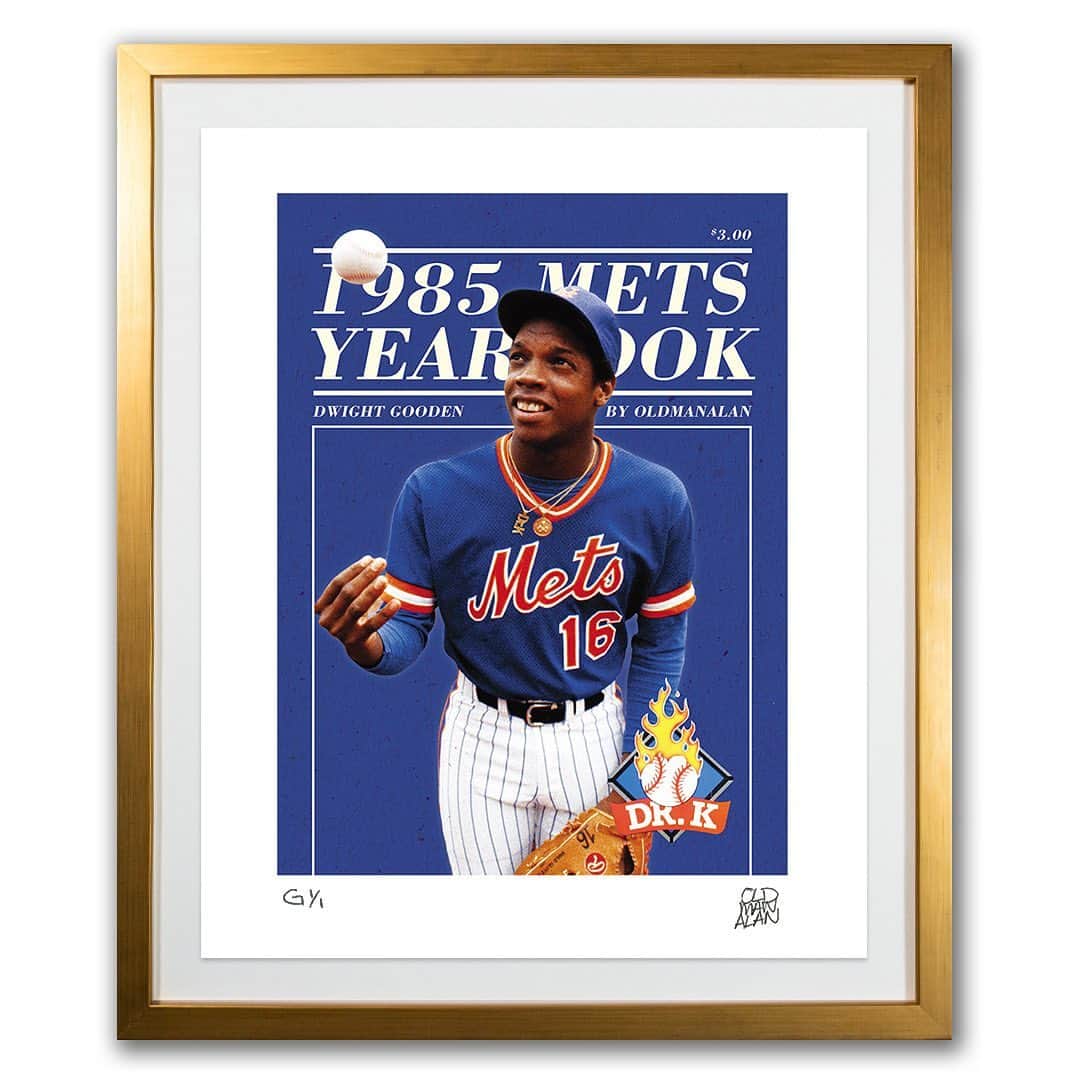 HYPEBEASTさんのインスタグラム写真 - (HYPEBEASTInstagram)「@hypebeastart: Following the successful reception of its artist-designed baseball cards, @topps is now gearing up to launch a selection of fine art prints as part of its ongoing PROJECT 2020 installment. The collection features original designs atop iconic baseball cards of legendary players by a cast of 20 artists from across the globe including famed streetwear designers, tattoo and graffiti artists, and other key figures. Participants include Ben Baller, Don C, Grotesk, Joshua Vides, Sophia Chang, and more.⁠ Click the link in our bio to learn more.⁠⠀⁠⠀ ⁠Photo: Topps」11月12日 10時56分 - hypebeast