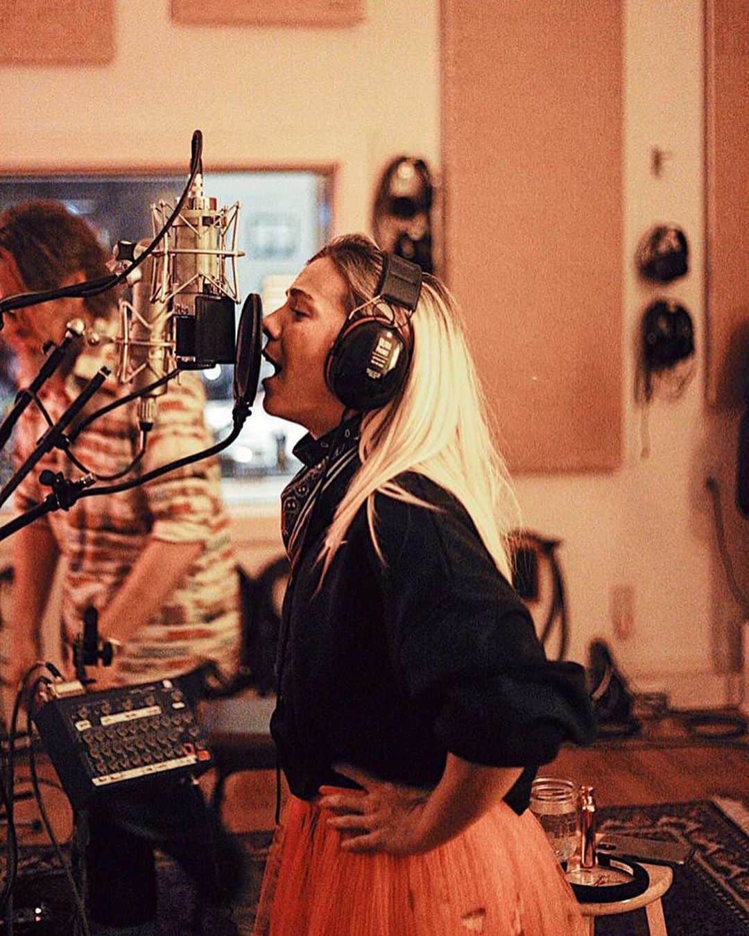 キンバリー・ペリーのインスタグラム：「Earnin’ it. xx」