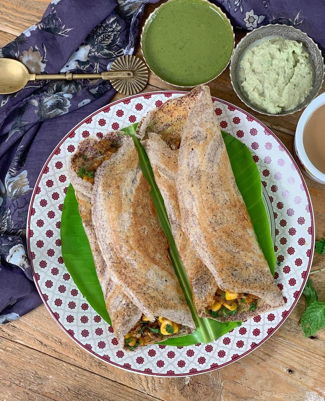 Archana's Kitchenさんのインスタグラム写真 - (Archana's KitchenInstagram)「Mushroom Corn Masala Dosa Recipe is a delicious recipe of ragi dosa stuffed with a filling of corn and mushrooms. The mushrooms and corn are sauteed with pav bhaji masala making the stuffing mouth watering.   Your kids will simply love this twist :) Get the recipe from the smart.bio link in my profile @archanaskitchen . . . . . . #recipes #easyrecipes #breakfast #Indianbreakfast #archanaskitchen #healthyeating #highprotein #breakfastclub #cheesetoast #cheesechilli #Cheesechillitoast #homemadefood #eatfit #cooking #food #healthyrecipes #foodphotography #recipeoftheday #comfortfood #deliciousfood #delicious #instayum #food」11月12日 11時30分 - archanaskitchen