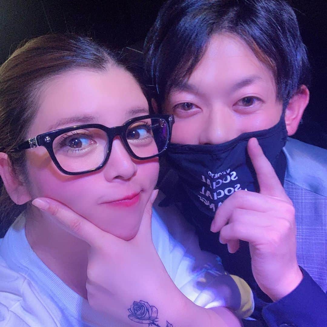 坂口杏里のインスタグラム：「１時から  Bar Cachette(カシェット) 東京都新宿区歌舞伎町2-11-7 メトロビル4階 営業時間 1:00～7:00  お待ちしてますん💕 男性１時間3000円 女性１時間1500円 （飲み放題）  BARカシェット、今木下パイセンと２人でまわしてます。 心配で電話もくれます パイセンは今回の件に関して親身に話をきいてくれたり、何が真実かわからない中、パイセンがいてくれる、そしてカシェットにいる安心感。 カシェットとパイセン、私を想ってくれるお客様が、１番の安心する場所です。 出会えて良かったです カシェットに連れて行ってくれた高校の同級生にも感謝。  本日も1:00〜出勤です！ お待ちしてます！」