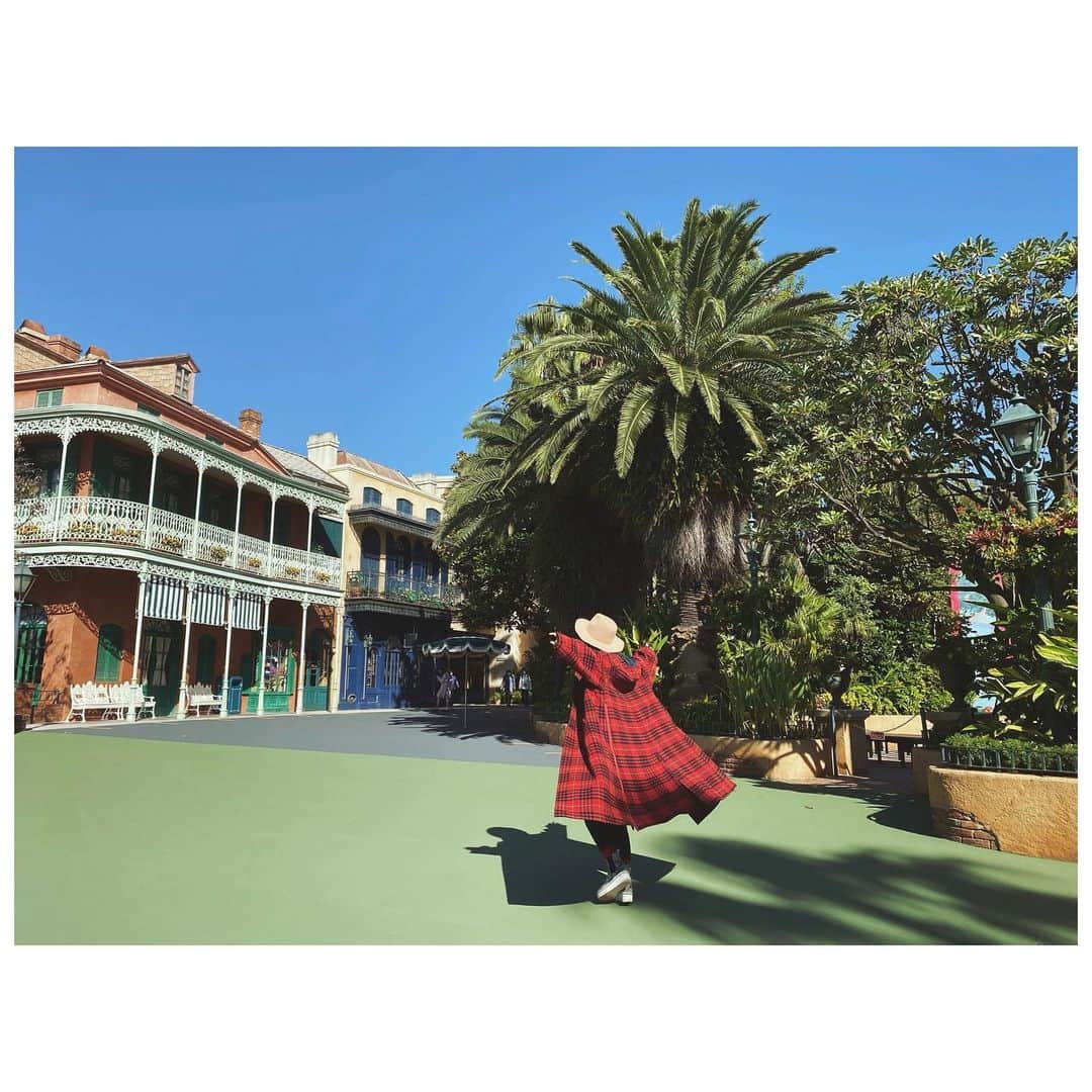 大塚愛さんのインスタグラム写真 - (大塚愛Instagram)「ここに住みたい。  AIO　　#ディズニーランド  #tdl #tokyodisneyland」11月12日 12時31分 - aiotsuka_official