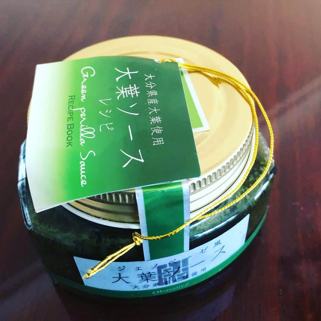 大和田獏さんのインスタグラム写真 - (大和田獏Instagram)「娘に貰った大葉ソースでシーフードパスタ作りました❗️キャンティのバジルパスタに似た味が！#ばくめし #キャンティ#大葉ソース」11月12日 12時46分 - bakuowada