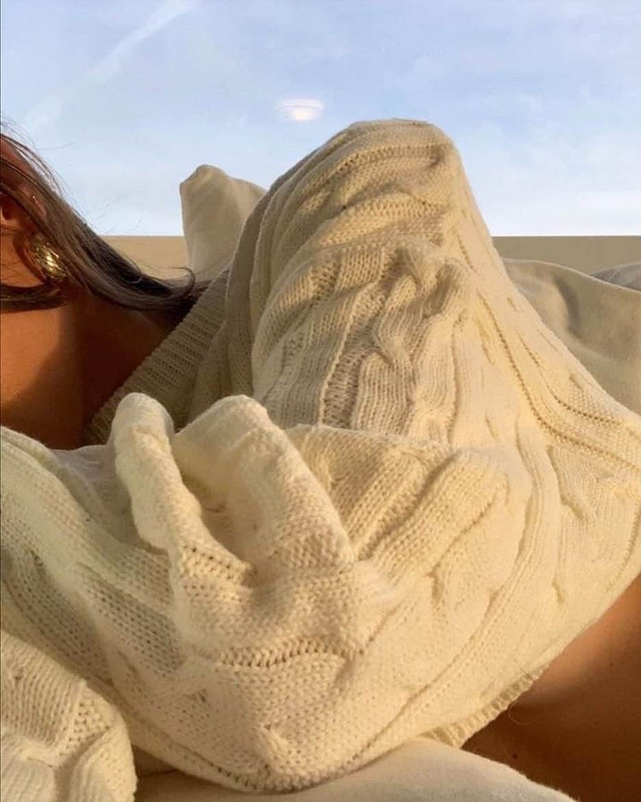 長谷川唯のインスタグラム：「・ ・ 東京楽しい〜♡こうして居られるのもお姉ちゃん家族のおかげ♡いつもありがとう🕊  ・ ・ #today #tokyo #me #happy #love #最近はsnsからちょっと離れて過ごす #自分らしく生きる」