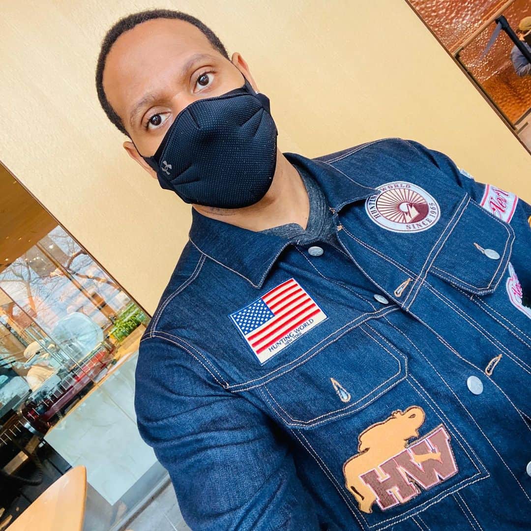 のインスタグラム：「Thanks Again For The Great Jacket !@huntingworld_official」