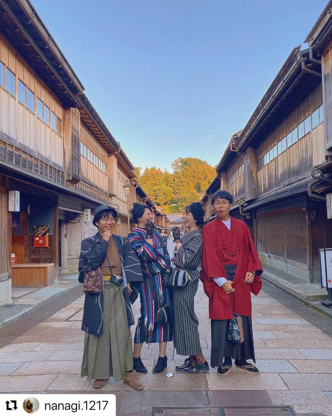 金沢着物レンタルshop心結〜kokoyui〜のインスタグラム：「素敵なお写真ありがとうございます👘💞 . シェアさせて頂きます😃❣️ . ⚫︎金沢駅前 着物レンタル心結(ここゆい)  ⚫︎営業時間 : 9:00〜18:00 ⚫︎address : 金沢市本町1-3-39 ⚫︎tell : 076-221-7799 ⚫︎金沢駅から徒歩5分  ⚫︎コインパーキング補助あり  心結の着物一覧▶@kokoyui_kimono 振袖や袴はこちら▶@kokoyui_furisode 七五三やお子さんの着物はこちら▶@kokoyui753 . #着物ヘア #ヘアセット #和服 #着物 #着物コーディネート #きもの #着物女子 #着物男子」