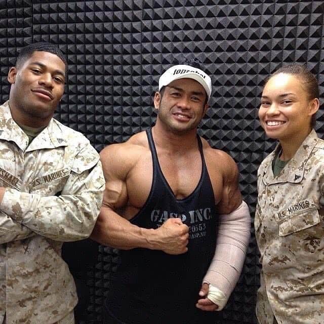 Hidetada Yamagishiさんのインスタグラム写真 - (Hidetada YamagishiInstagram)「Happy Veterans Day! Without all your sacrifice we wouldn’t have our freedom today. Thank you so much for your service 🙏 🇺🇸  Photo was taken in Kadena Air Force base in Okinawa back in 2013. #veteransday #usmilitary」11月12日 13時40分 - hideyamagishi