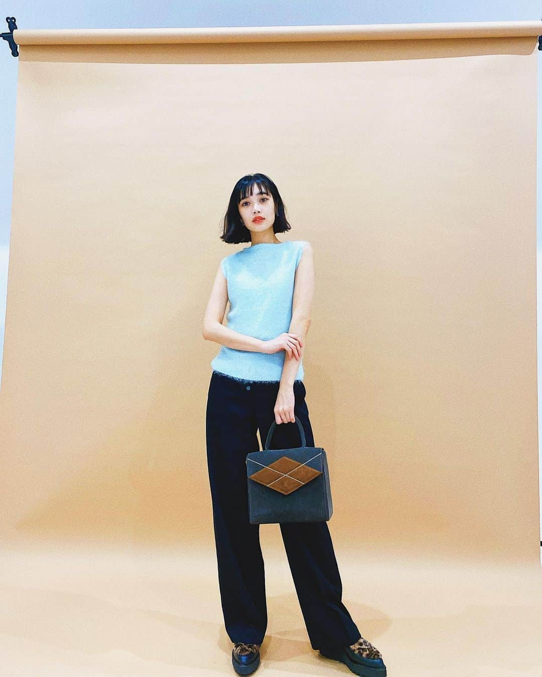 林田岬優さんのインスタグラム写真 - (林田岬優Instagram)「❄️ tops @celford_official  pant @stellamccartney  bag #celine  shoes @keitamaruyama_official earring @cecileetjeanne.jp_official   #私服#ootd#outfit#岬優私服」11月12日 14時00分 - miyu_hayashida