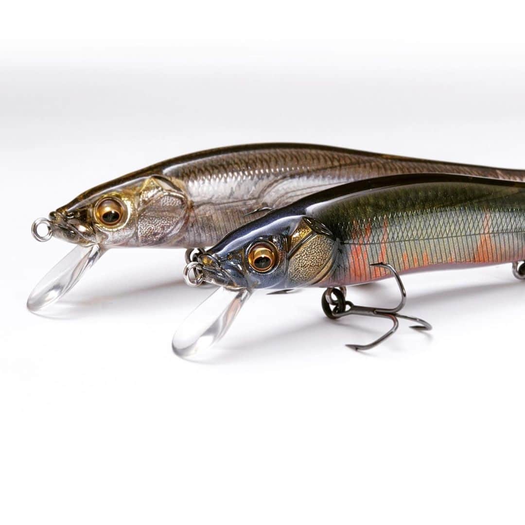 Megabass Inc.のインスタグラム：「FINE ART FINISH Factory special painting   メガバスファクトリーのマイスターによる匠のスペシャルペインティング  #メガバス #megabass #fineartfinish #伊東由樹 #yukiito #visiononeten #ワンテン」