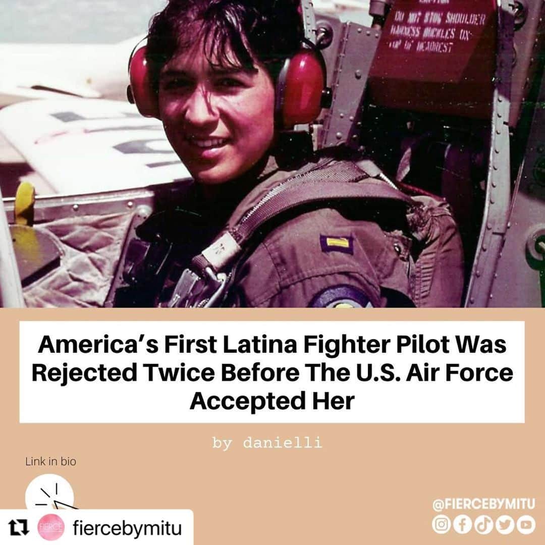 コンスタンス・マリーさんのインスタグラム写真 - (コンスタンス・マリーInstagram)「That’s how we do!! Olga E. Custodio Thank you for your service! 🇺🇸💪🏽🇺🇸 #VeteransDay  ✨🇺🇸✨🇺🇸✨🇺🇸✨ #NeverNeverNeverGiveUp #olgaecustodio  #SheSePuede  #Repost @fiercebymitu with @make_repost ・・・ Before Olga E. Custodio became the first Latina Air Force pilot, she faced a slew of rejections in life. This Puertorriqueña never gave up and her story is definitely one that inspires us and helps us see rejection a different way. Click our 🔗 in bio to read all about this #FIERCELatinaVeteran!💪🏽🛩 #SheSePuede #VeteransDay⁠ ⁠ ⁠ // 📸: airandspace.si.edu⁠ #FIERCE #LatinaPilot #Boricua #Poderosa #fiercera」11月12日 15時35分 - goconstance
