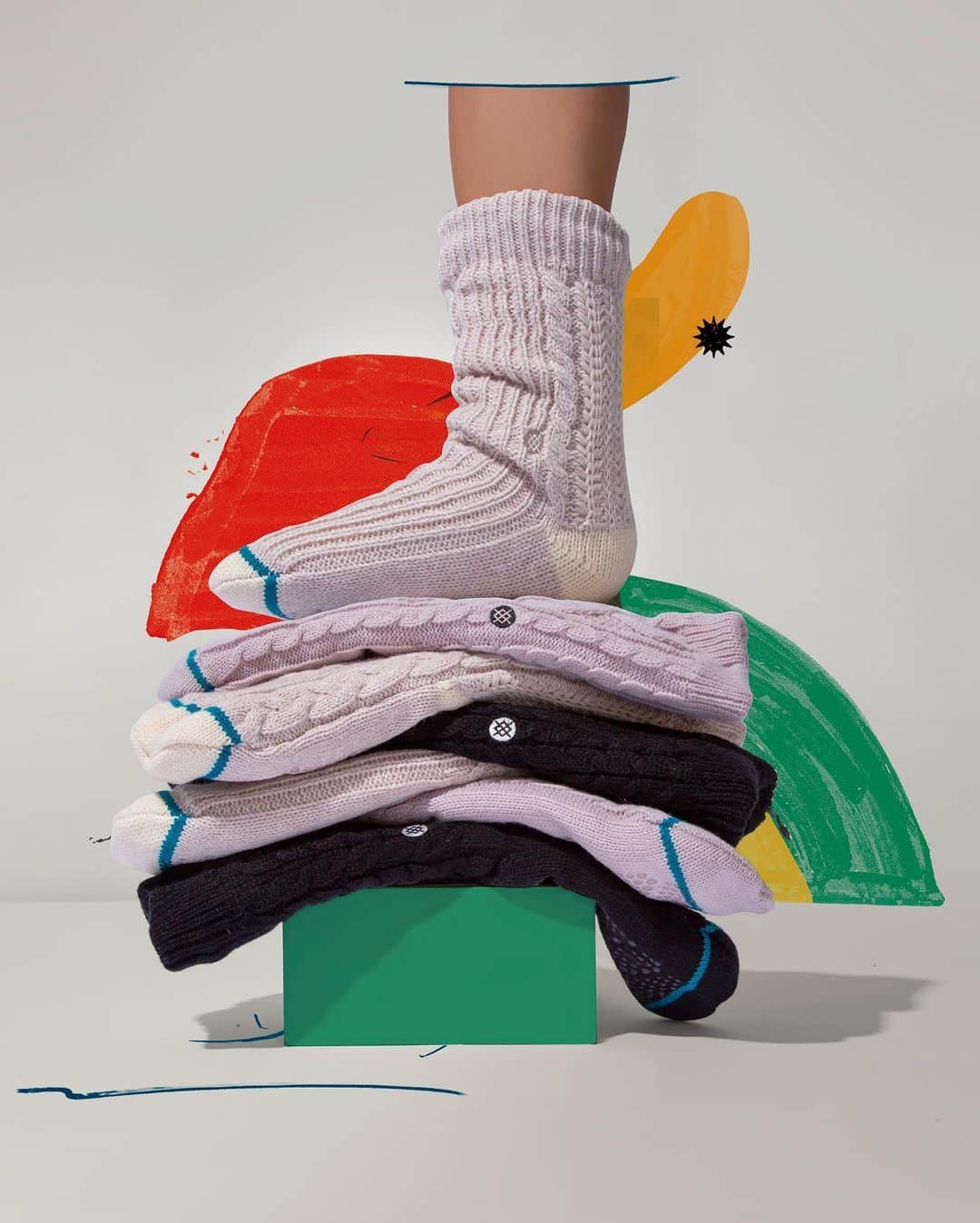 Stanceのインスタグラム：「Cold Floors, No More... Made with our trademark ultra-durable knit material our Stance Slippers are the perfect combination of supreme comfort and tough durability. Pioneering a new standard for slipper expectations ☁️ 🧦...Link in bio.」