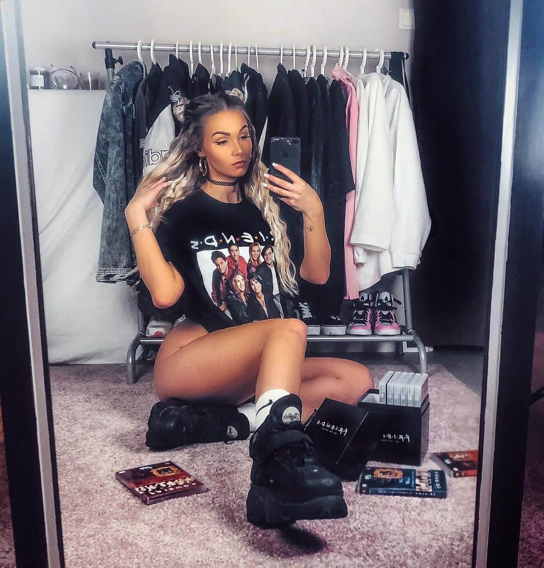Keelaのインスタグラム：「When it hasn't been your day, your week, your month or even your year 🎶」