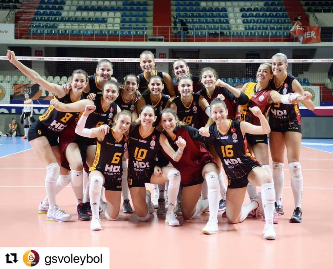 ガラタサライSKさんのインスタグラム写真 - (ガラタサライSKInstagram)「Maç Sonucu: Khimik Yuzhny 0-3 #Galatasaray HDI Sigorta #CEVCupW Tebrikler #BizimTakım! 👏」11月13日 2時24分 - galatasaray