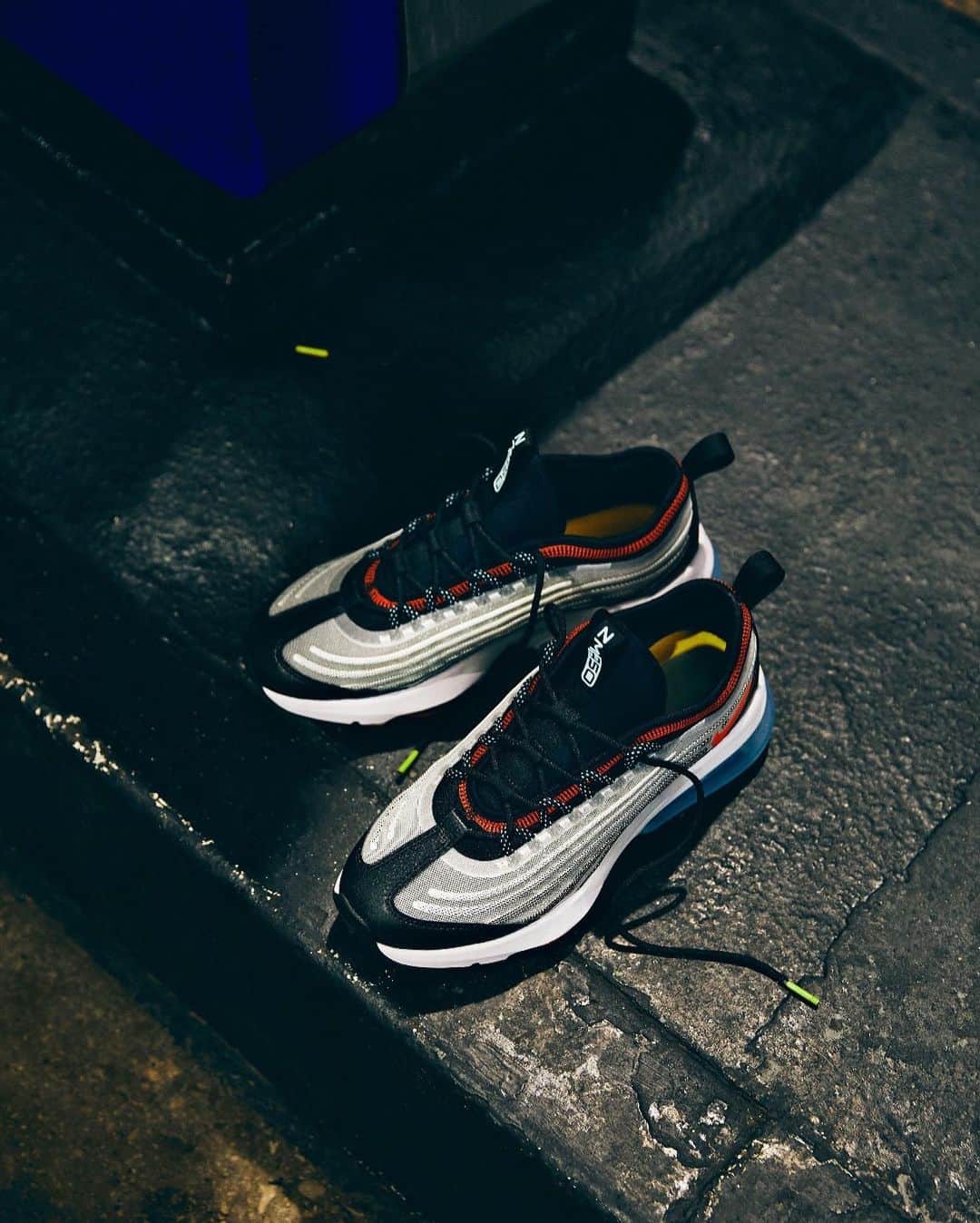 FOOTASYLUMさんのインスタグラム写真 - (FOOTASYLUMInstagram)「A trusty old school favourite just got upgraded. 🔥  The @nikesportswear Air Max ZM950 has officially landed and is available for you to cop online NOW!  #Footasylum #Nike #ZM950」11月12日 17時43分 - footasylum