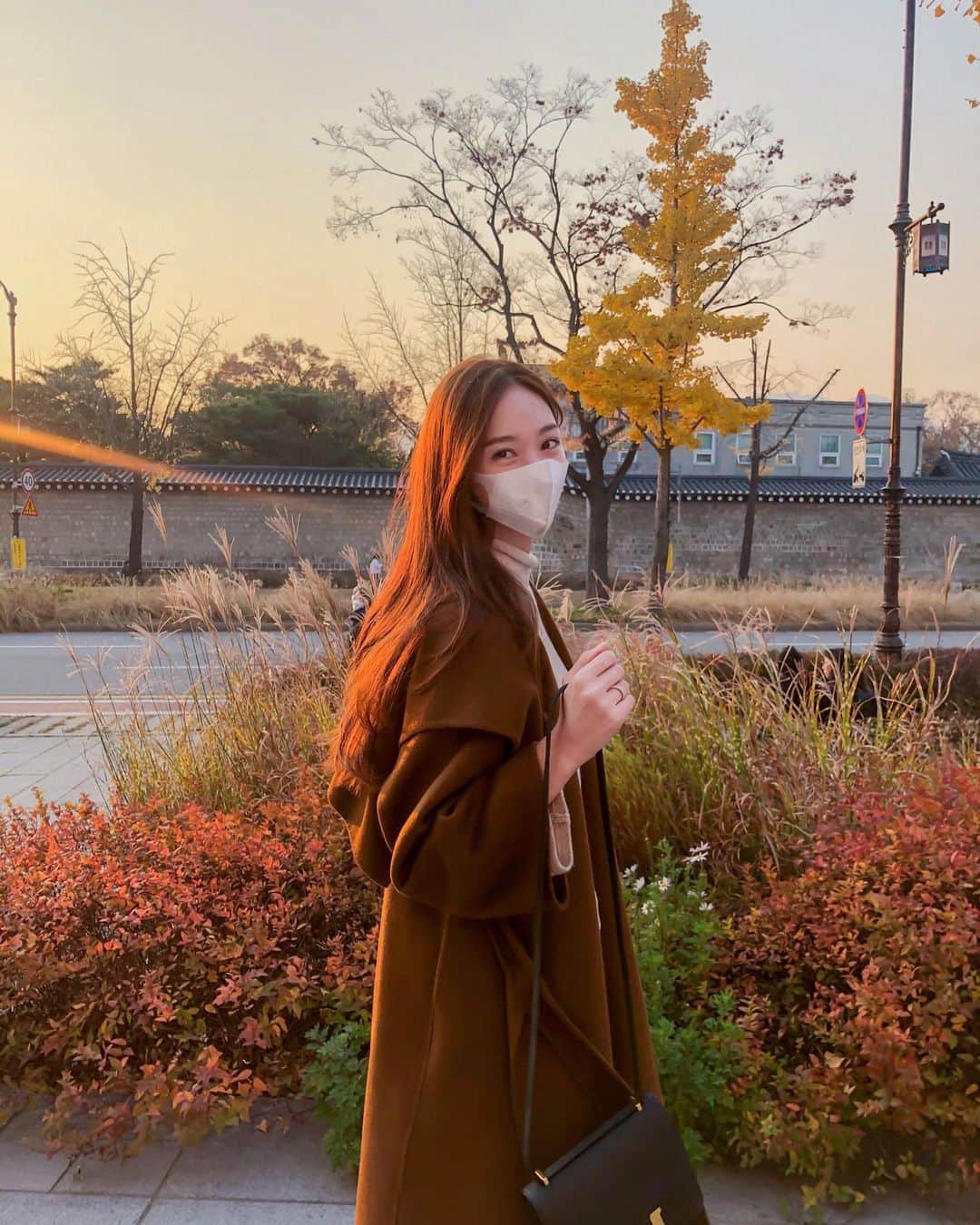 イユエリンのインスタグラム：「소중한 하루하루 오늘도 다들 무사히 잘 지냈죠?🙌🏻」