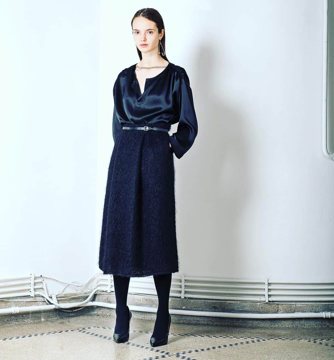 のインスタグラム：「#jeanpaulknott #chainedblouse #silkblouse #mohairskirt #allinblack #@JEANPAULKNOTTbrussels #madeinbrussels #madeinbelgium #madetoorder #madetomessure #fallwinter20202021」
