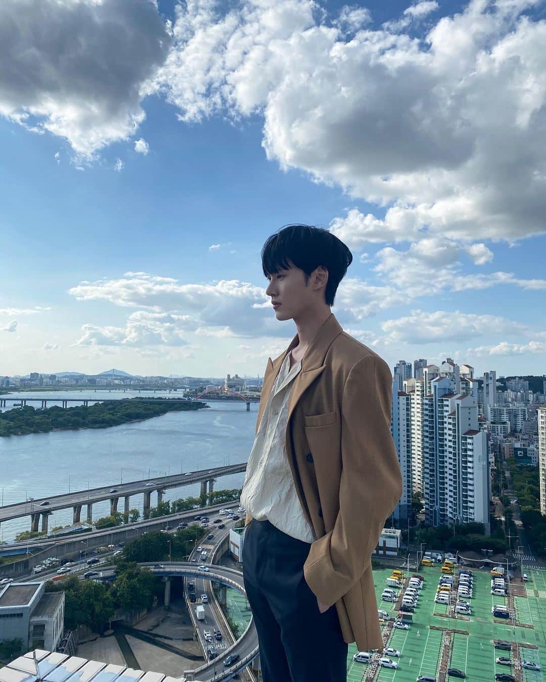 イ・ミンホのインスタグラム：「이제부터 진짜 시작이야 #구미호뎐 #이무기」