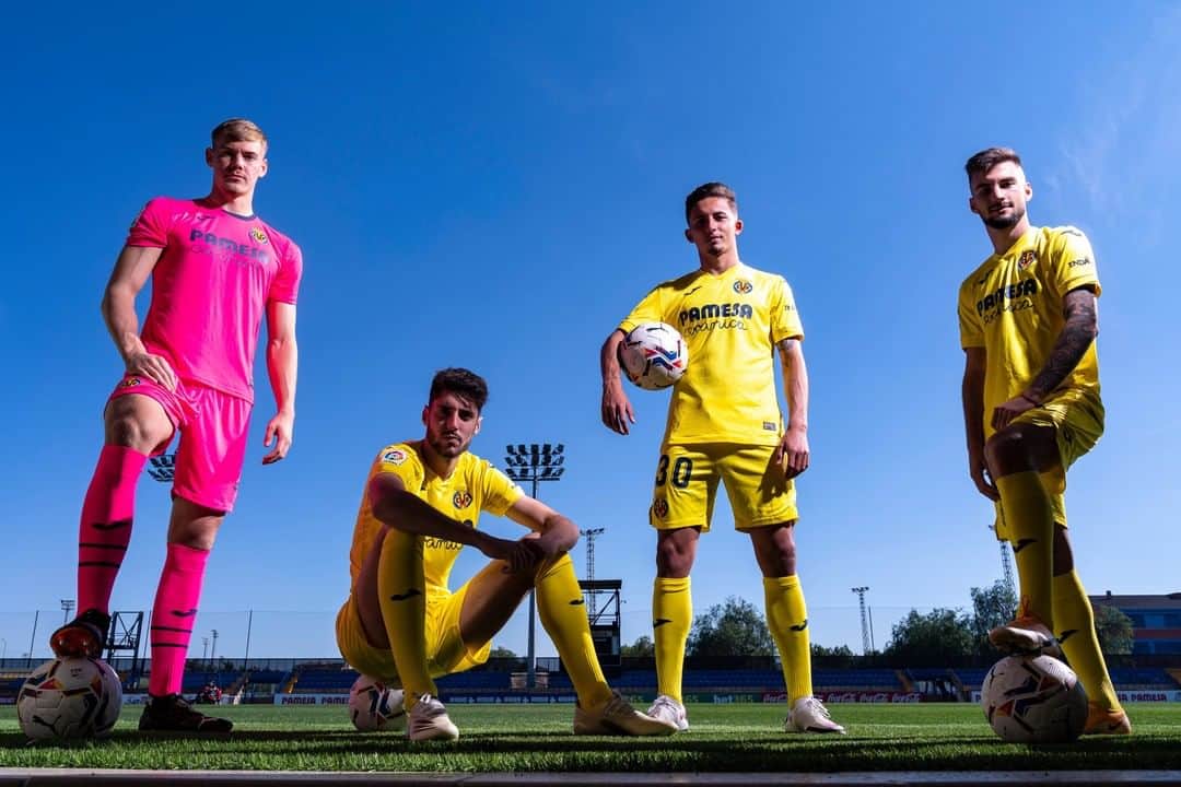 ビジャレアルCFさんのインスタグラム写真 - (ビジャレアルCFInstagram)「El Villarreal sube su apuesta por la #CanteraGrogueta y renueva a @yeresantos10, @alexbbaena, @filipjorgensen1 & @ferni_9. . ¡El futuro groguet ya es presente 💪! .  Villarreal continue to show their support for the #YellowsAcademy, with contract renewals for yeresantos10, @alexbbaena, @filipjorgensen1 & @ferni_9. . The Yellows’ future is also the present 💪!  #villarreal #futbol #football #soccer #laliga」11月12日 18時32分 - villarrealcf