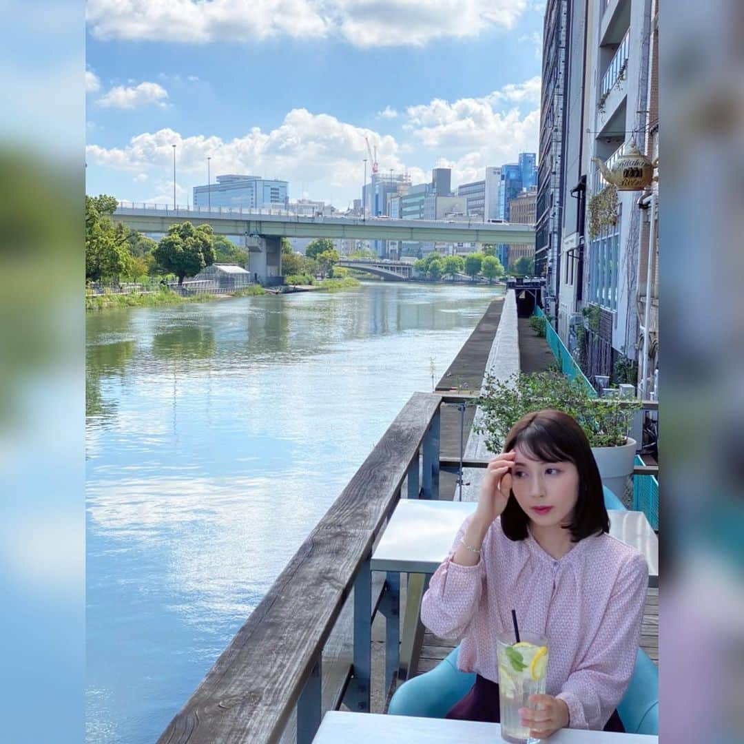 野嶋紗己子さんのインスタグラム写真 - (野嶋紗己子Instagram)「🌸MBSアナウンサーカレンダー2021🌸﻿ 【購入者プレゼントのお知らせ】﻿ ﻿ カレンダー、ロケ地マップ、マップケースのいずれか一つを含めて撮影したあなたの写真or風景写真に﻿ ﻿ #MBSアナウンサーとつながりたい﻿ ﻿ ↑こちらのハッシュタグをつけて投稿していただくと…！！抽選で豪華プレゼントが当たります！﻿ ﻿ 🔥〆切は　12月18日(金) 20:00 まで🔥﻿ ﻿ 優秀作品やプレゼント当選者は﻿ 上記の時間からMBSアナ公式YouTubeチャンネルでスタートする﻿ 配信ライブにて発表いたします！！﻿ (この機会にチャンネル登録お願いしますね👏)﻿ ﻿ 応募方法やその他イベントなど﻿ 詳しくは、↑の投稿画像か、カレンダー付録の同用紙をご確認ください🙆‍♀️﻿ ﻿ ‼️このキャンペーンはカレンダー購入者のみが参加できるものです。ご注意ください‼️﻿ たくさんのご応募お待ちしてま〜す！！！﻿ ﻿ ﻿ ※らいよんデイリーストア(MBS1階)﻿ 　ジュンク堂関西各店舗﻿ 　紀伊国屋書店梅田本店﻿ 　MBSネットショッピング﻿ 　Amazon・楽天市場 などで購入可能です！﻿ ﻿ ↓↓↓詳しくは↓↓↓﻿ https://www.mbs.jp/mbs.ana/calendar/2020.pdf﻿ ﻿ ﻿ #MBSアナウンサー#カレンダー ﻿ #毎日放送 #つながり #プレゼント #SNS﻿  #お澄まし顔のオフショット笑 #レモネード 美味しすぎた🍋﻿」11月12日 18時58分 - nojima_sakiko