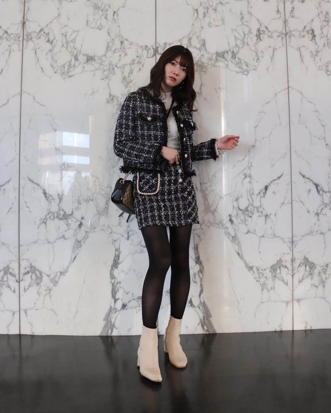 日下部美愛のインスタグラム：「お気に入りのセットアップ‪‪❤︎‬どない？  #セットアップ #韓国ファッション  #photo #japan #model #me #hair #fashion #fashionblogger #makeup #selfie #followme #instagood #camera #instadaily #dailylook #한국 #맞팔 #사진 #데일리 #데일리룩 #인스타사진 #인스타그램 #일본인 #패션」