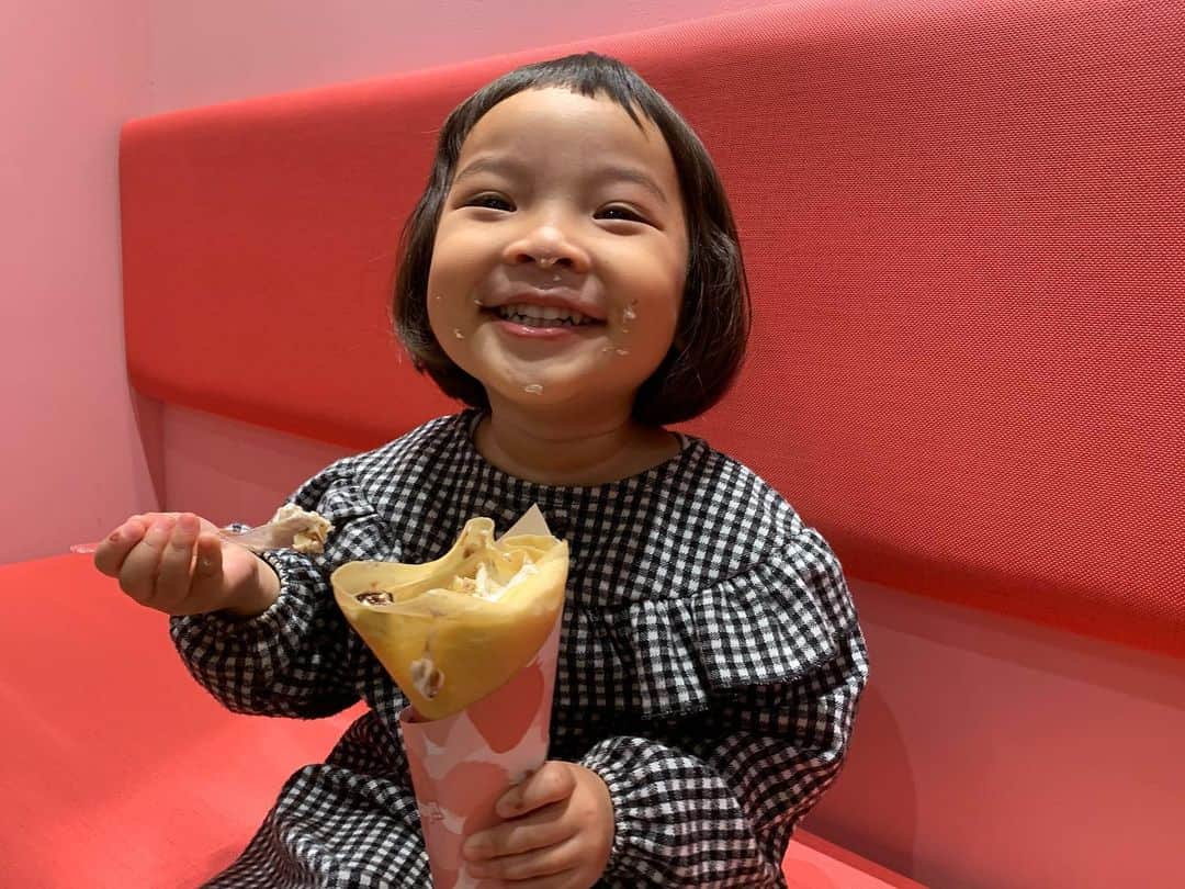 あゆちゃんさんのインスタグラム写真 - (あゆちゃんInstagram)「🐯🐰💕💕 ⁑ ⁑ 先日、リニューアルオープンしたウイステさんにご招待して頂き遊びに行ってきました🥰 初めて行ったんやけど凄い綺麗やし広いし子連れでのお買い物がしやすいのが印象的でした👏🏻 なにがってカルディの通路が広い！もうこれだけで子連れには有難い😭 飲食店も豊富でクレープもお寿司も美味しかった〜😋 あとはゲームセンターも広い！！ これは子どもは大喜びですよね🤣 AEONも隣接されてるしお近くの方はぜひとも行ってみてほしいです🤓💜 ⁑ ⁑ #3歳#娘#次女#おかっぱ#ウイステリニューアルフェア#ウイステリニューアル#ウイステ#阪神電車#野田駅#野田阪神#大阪#福島区#海老江#イベント#PR」11月12日 20時39分 - ayuchan0819