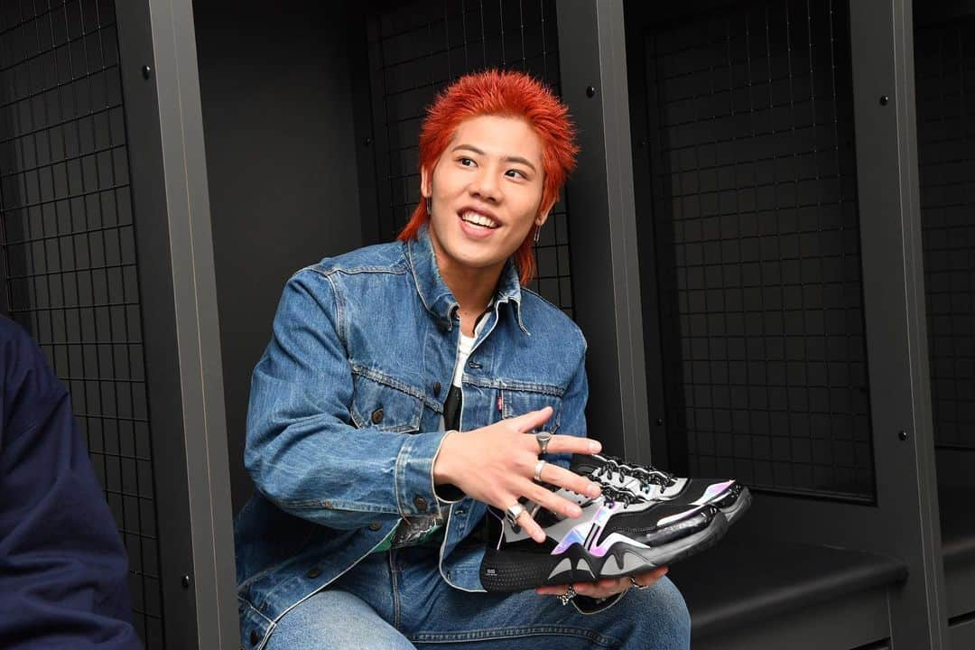 後藤拓磨さんのインスタグラム写真 - (後藤拓磨Instagram)「*  @the_rampage_official × @kswiss   @tokyoheadline さんの <The best Kicks by R×K Project>企画で オリジナルコラボスニーカーを作らせて頂きました‼︎👟 いい感じでしょ？😉🤟」11月12日 20時55分 - takumagoto_