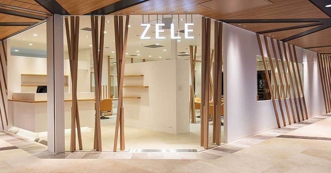 タカラベルモントのサロン施工事例さんのインスタグラム写真 - (タカラベルモントのサロン施工事例Instagram)「ZELE SoCoLA 武蔵小金井（東京都小金井市） ＜設計施工＞タカラスペースデザイン株式会社 @tb.net_salondesign  #美容室 #サロンインテリア #美容室設計 #美容室内装 #サロンデザイン  #おしゃれな美容室 #takarabelmont #タカラベルモント #takaraspacedesign  #タカラスペースデザイン #zele_socora」11月12日 21時03分 - tb.net_salondesign